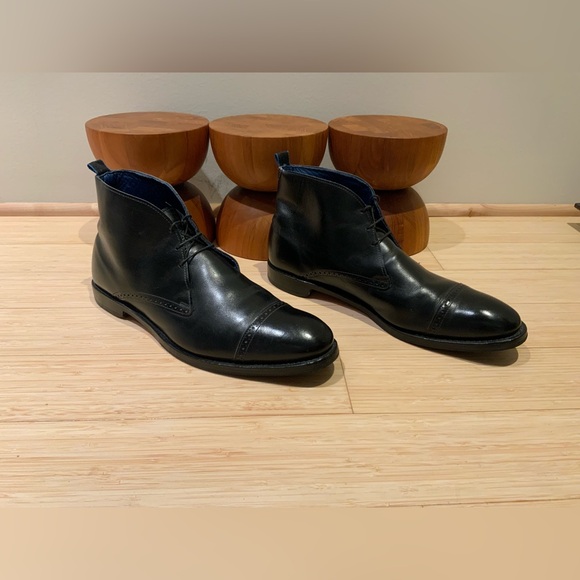 Allen Edmonds - Picture 2 of 6